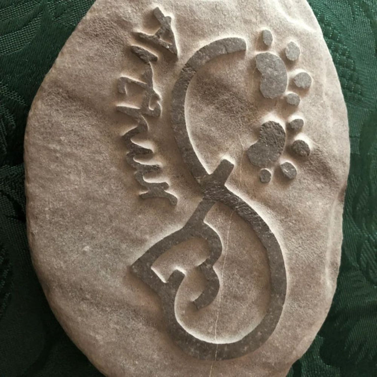 Eternity Memory Stone - Paw Prints, Heart & Personalised Name