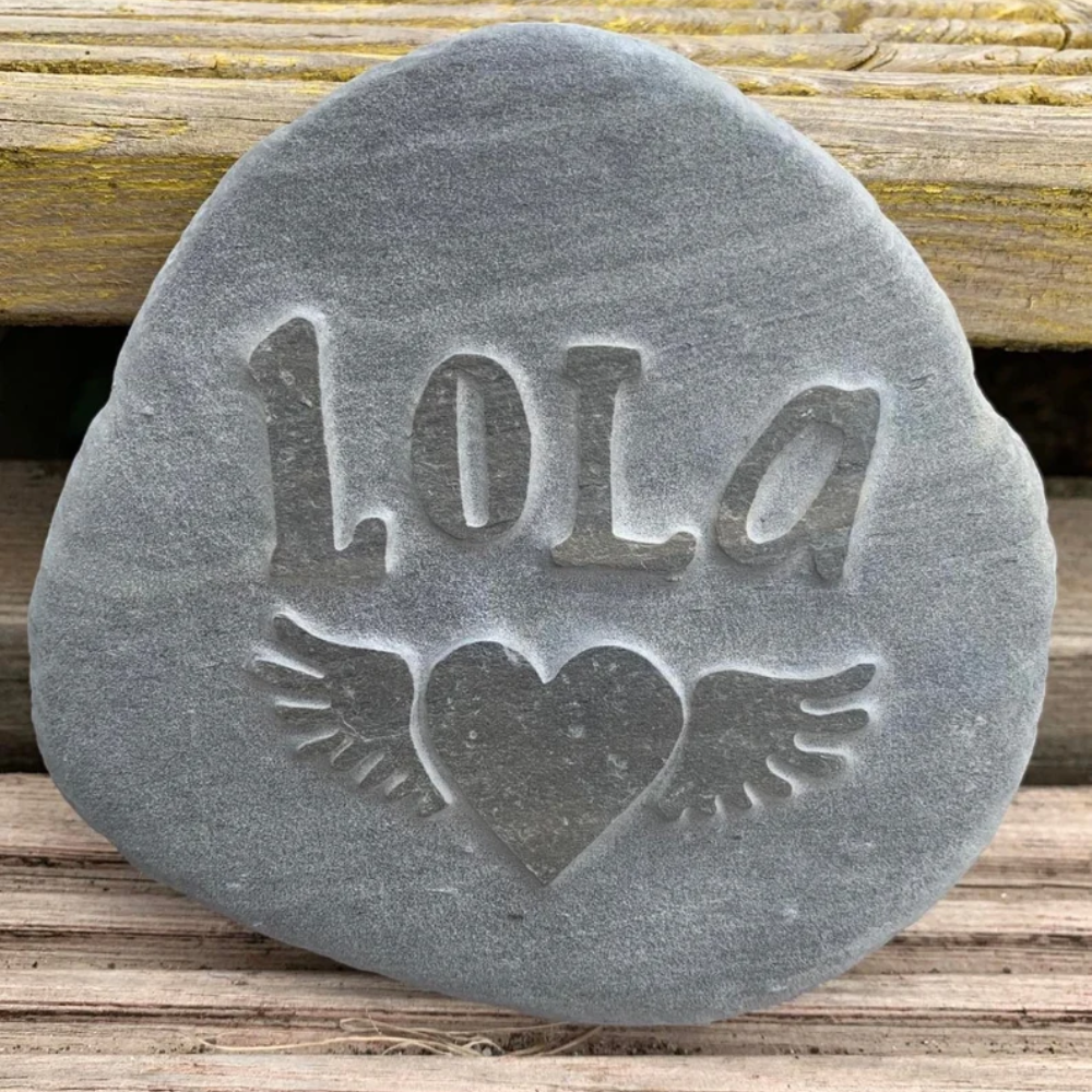 Pet Memorial Stone - Heart With Angel Wings & Name