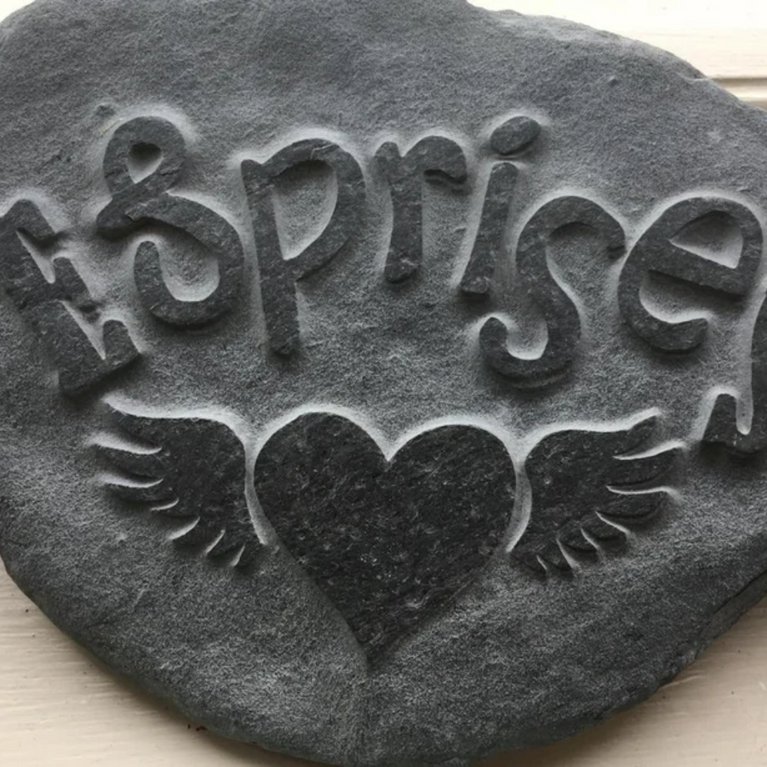 Pet Memorial Stone - Heart With Angel Wings & Name